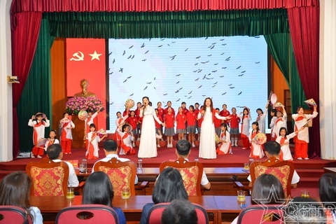 Phường Từ Liêm: Gặp mặt kỷ niệm 80 năm Ngày truyền thống LLVT Thủ đô