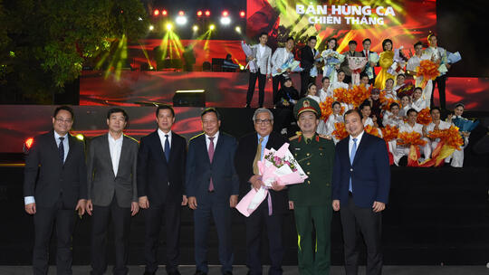 <a href="/van-hoa/lich-su-llvt-thu-do" title="Lịch sử LLVT nhân dân Thủ đô Hà Nội" rel="dofollow">Lịch sử LLVT nhân dân Thủ đô Hà Nội</a>