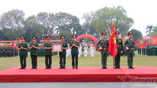 <a href="/van-hoa/lich-su-llvt-thu-do" title="Lịch sử LLVT nhân dân Thủ đô Hà Nội" rel="dofollow">Lịch sử LLVT nhân dân Thủ đô Hà Nội</a>