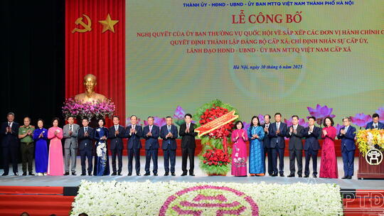 <a href="/thoi-su-chinh-tri/trong-nuoc" title="Trong nước" rel="dofollow">Trong nước</a>