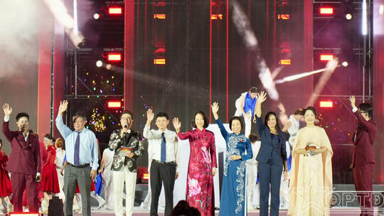 <a href="/thoi-su-chinh-tri/thanh-pho-ha-noi" title="Thành phố Hà Nội" rel="dofollow">Thành phố Hà Nội</a>