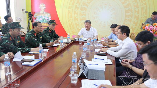 <a href="/quoc-phong-an-ninh" title="Quốc phòng-An ninh" rel="dofollow">Quốc phòng-An ninh</a>