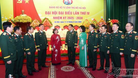 <a href="/quoc-phong-an-ninh/cong-tac-dang-cong-tac-chinh-tri" title="Công tác Đảng - Công tác Chính trị" rel="dofollow">Công tác Đảng - Công tác Chính trị</a>