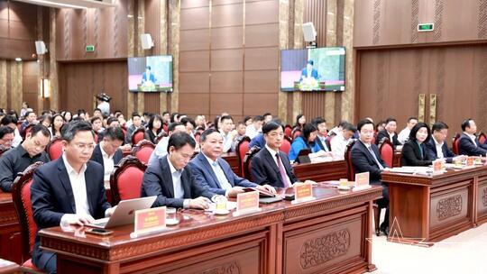 <a href="/thoi-su-chinh-tri/thanh-pho-ha-noi" title="Thành phố Hà Nội" rel="dofollow">Thành phố Hà Nội</a>