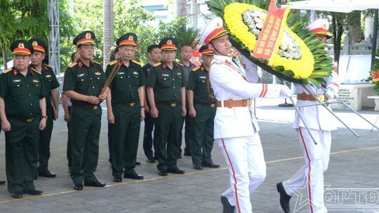 <a href="/quoc-phong-an-ninh" title="Quốc phòng-An ninh" rel="dofollow">Quốc phòng-An ninh</a>
