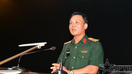 <a href="/quoc-phong-an-ninh/huan-luyen-sscd" title="Huấn luyện SSCĐ" rel="dofollow">Huấn luyện SSCĐ</a>