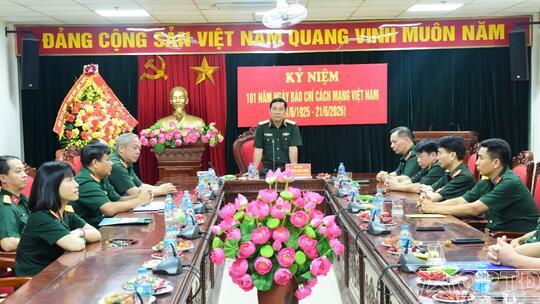 <a href="/quoc-phong-an-ninh" title="Quốc phòng-An ninh" rel="dofollow">Quốc phòng-An ninh</a>