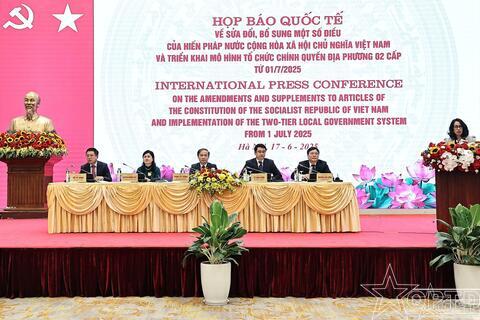 Phản bác những luận điệu xuyên tạc về  thực hiện chính quyền địa phương hai cấp