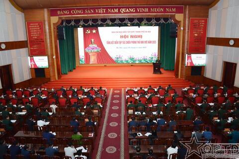Tổng kết diễn tập tác chiến phòng thủ khu vực năm 2025