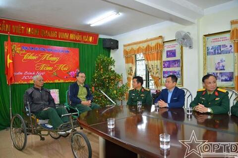 Thăm, chúc Tết thương binh Trung tâm điều dưỡng Thương binh Thuận Thành
