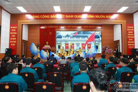 Chi bộ Quân sự phường Long Biên tổ chức Lễ kết nạp đảng viên