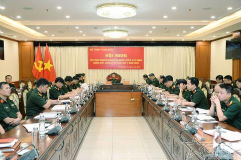 Nâng cao chất lượng huấn luyện, duy trì nghiêm nền nếp chính quy, quản lý kỷ luật