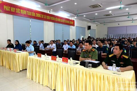 Phường Kiến Hưng tổ chức lễ kết nạp dân quân năm thứ nhất