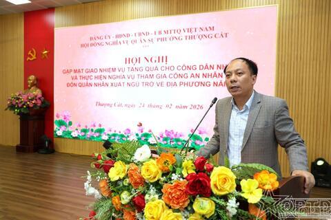 Phường Thượng Cát gặp mặt công dân nhập ngũ