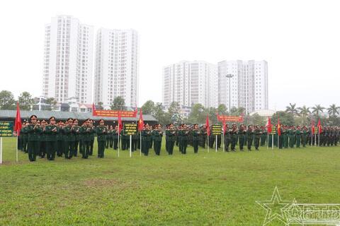 Cơ quan Sư đoàn Bộ binh 301 ra quân huấn luyện năm 2026