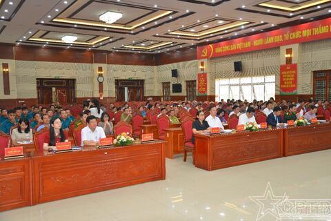 Xã Phúc Thọ khen thưởng 15 tập thể, cá nhân hoàn thành tốt công tác tuyển quân năm 2026