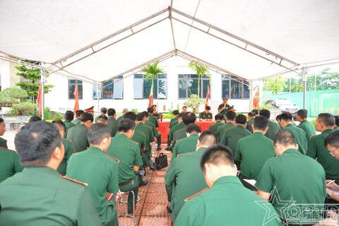 Kiểm tra, rút kinh nghiệm công tác xây dựng nền nếp chính quy