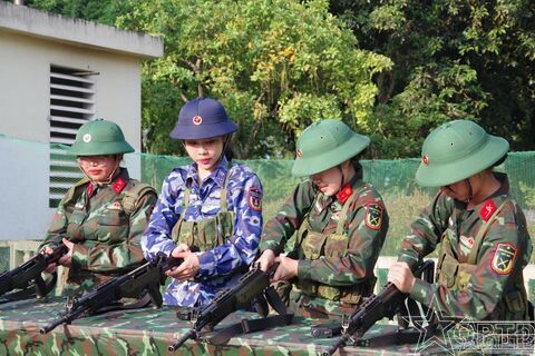 Tuổi trẻ Trung đoàn 692: Đưa tinh thần thi đua vào từng hành động kiểu mẫu