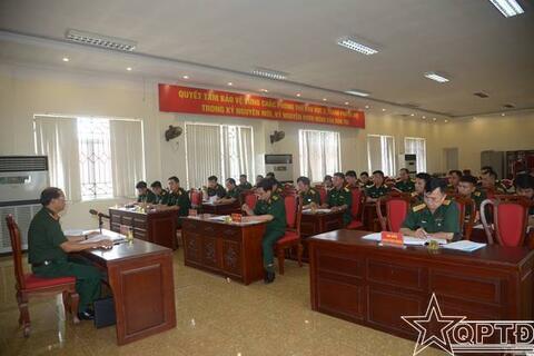 Bàn giao doanh trại, vật chất, đất quốc phòng cho các đơn vị