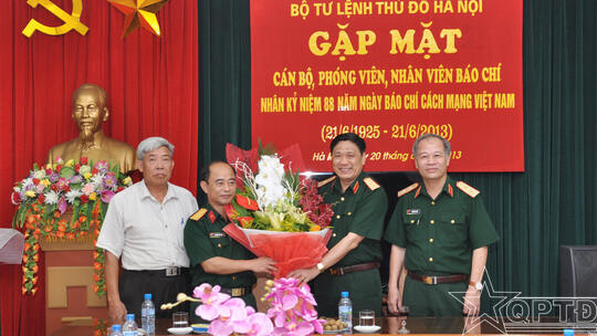 <a href="/quoc-phong-an-ninh/cong-tac-dang-cong-tac-chinh-tri" title="Công tác Đảng - Công tác Chính trị" rel="dofollow">Công tác Đảng - Công tác Chính trị</a>