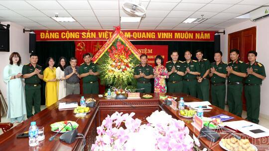 <a href="/quoc-phong-an-ninh" title="Quốc phòng-An ninh" rel="dofollow">Quốc phòng-An ninh</a>