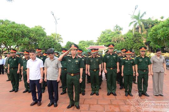 Nổi bật