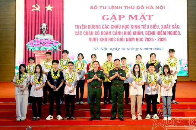 Nổi bật